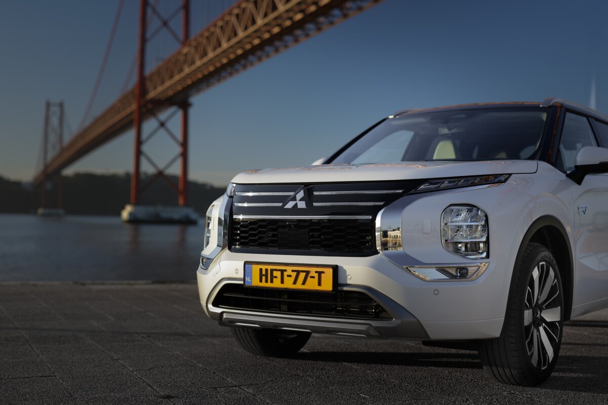Mitsubishi Outlander PHEV